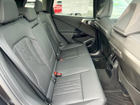 New 2026 BMW X3 xDrive30 w/ Premium Package AWD/4WD image 11