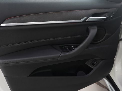 Used 2017 BMW X1 xDrive28i image 24