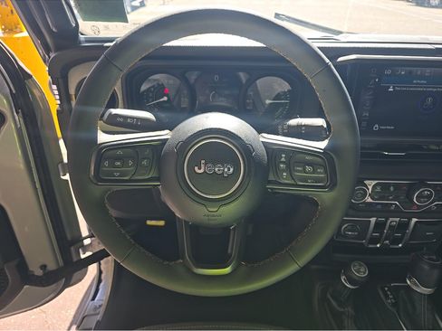 Used 2024 Jeep Wrangler Unlimited w/ Convenience Group AWD/4WD image 3