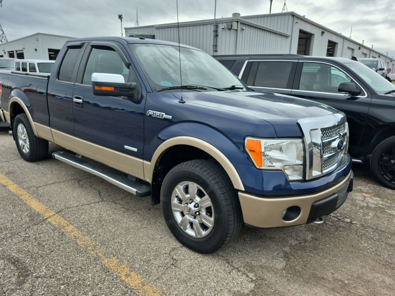 Used 2012 Ford F150 Lariat w/ Lariat Chrome Pkg AWD/4WD image 2