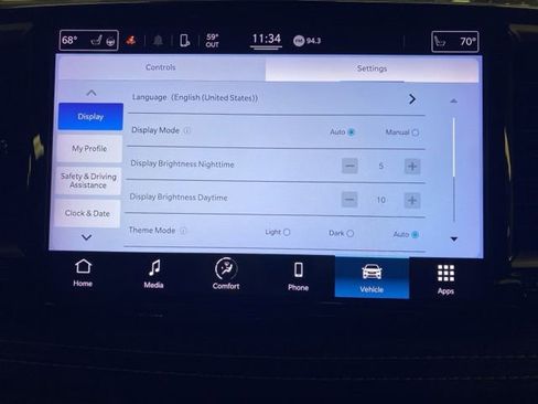 Used 2022 Chrysler Pacifica Touring-L image 41