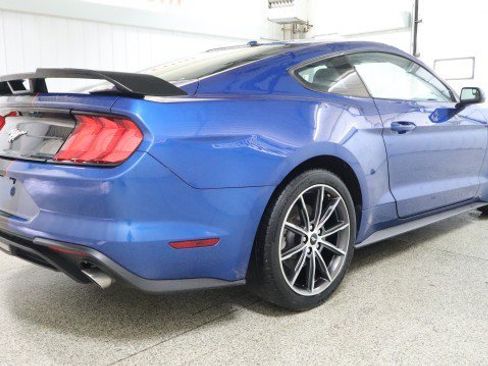 Used 2018 Ford Mustang Coupe w/ Equipment Group 101A RWD image 6