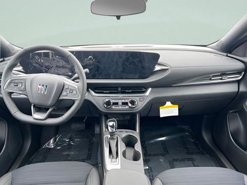 New 2025 Buick Envista Preferred w/ Convenience I Package image 9