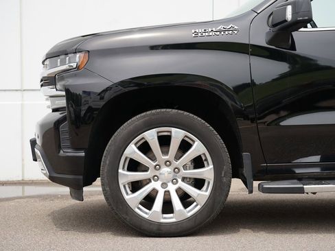 Used 2022 Chevrolet Silverado 1500 High Country image 11