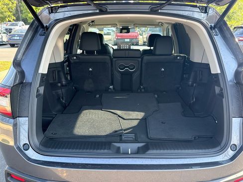 Used 2025 Honda Pilot EX-L image 25