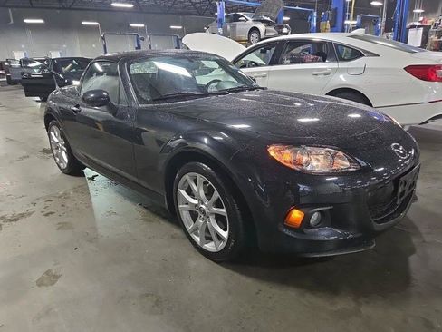 Used 2015 MAZDA MX-5 Miata Grand Touring RWD image 2