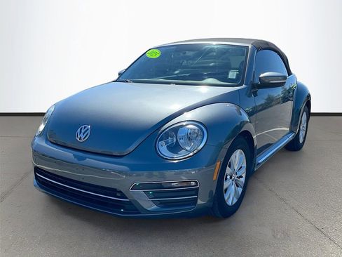 Used 2018 Volkswagen Beetle 2.0T S image 3