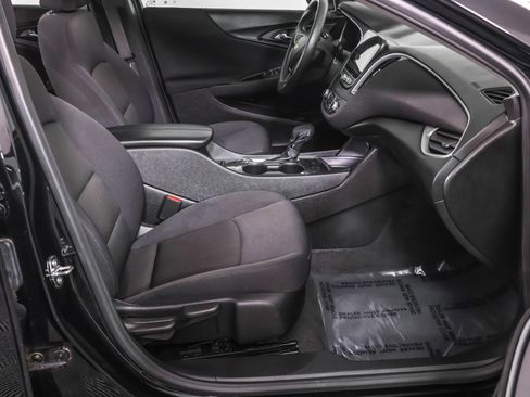 Used 2023 Chevrolet Malibu LT image 44