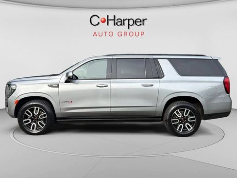 Used 2023 GMC Yukon XL AT4 w/ Technology Package AWD/4WD image 5