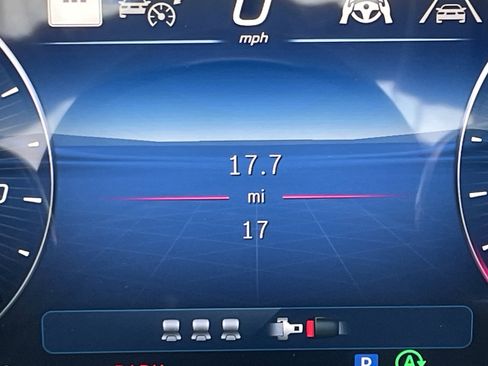 New 2026 Mercedes-Benz E 350 4MATIC Sedan image 23