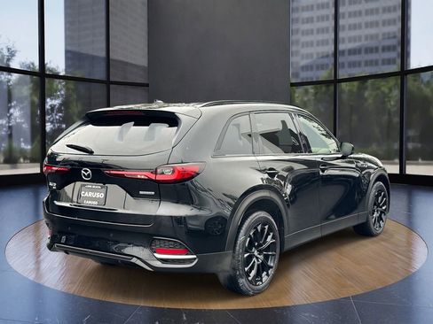 Certified 2025 MAZDA CX-70 3.3 Turbo w/ Premium Plus Pkg image 3