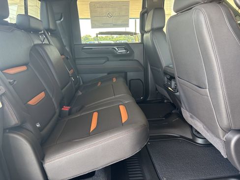 New 2026 GMC Sierra 2500 AT4 w/ AT4 Premium Plus Package image 10