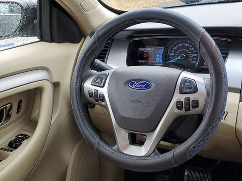 Used 2015 Ford Taurus SEL w/ Equipment Group 201A image 21