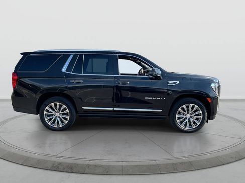 Used 2021 GMC Yukon Denali AWD/4WD image 9