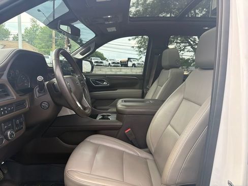 Used 2021 Chevrolet Tahoe Z71 w/ Z71 Signature Package AWD/4WD image 9