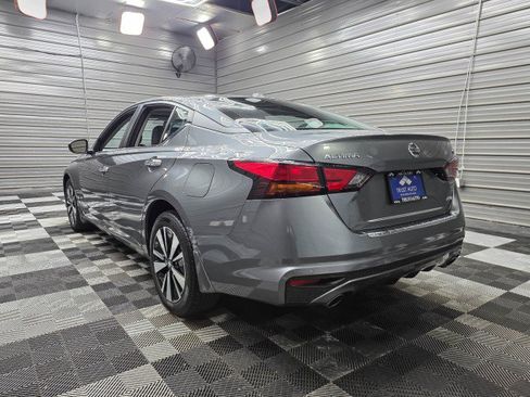 Used 2022 Nissan Altima 2.5 SV w/ SV Premium Package AWD/4WD image 7