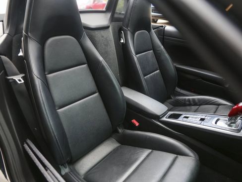 Certified 2017 Porsche 718 Boxster image 31