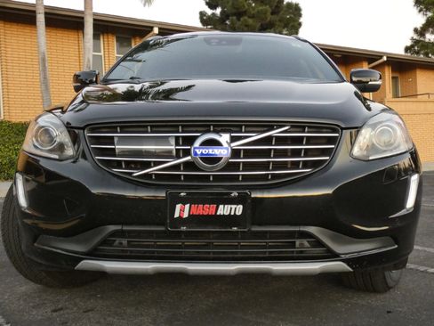 Used 2016 Volvo XC60 T6 Platinum image 17