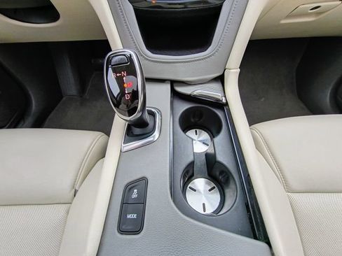 Used 2017 Cadillac XT5 Premium Luxury w/ Advanced Security Package image 36