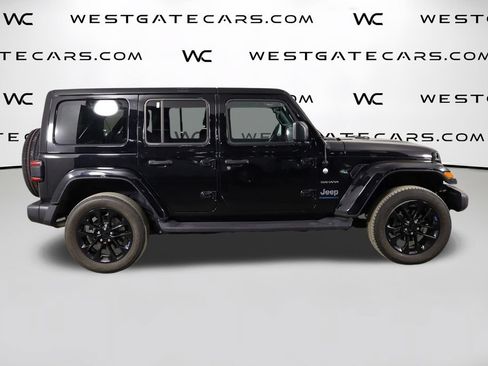 Used 2023 Jeep Wrangler Unlimited Sahara w/ Cold Weather Group AWD/4WD image 41