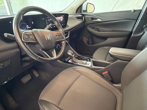 Used 2024 Buick Encore GX Preferred FWD image 13