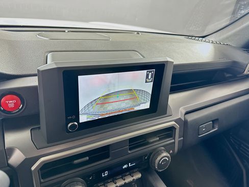 Used 2025 Toyota 4Runner TRD Off-Road image 22