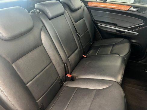 Used 2009 Mercedes-Benz ML 350 4MATIC image 40
