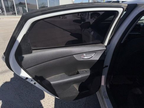 Used 2023 Kia Forte LXS w/ LXS Technology Package image 18