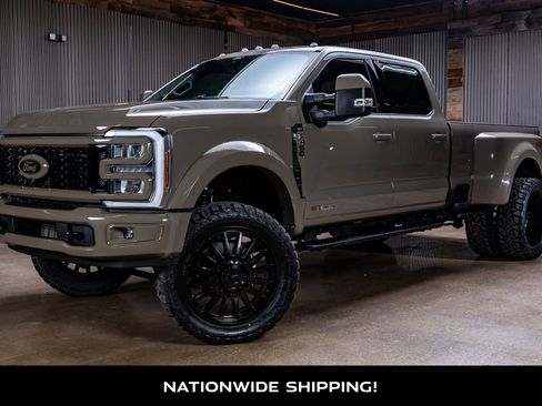 Used 2026 Ford F450 XLT w/ XLT Premium Package image 4