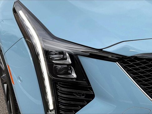 Used 2025 Cadillac CT5 V image 28