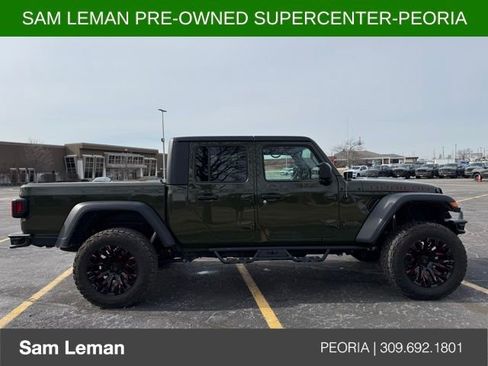 Used 2023 Jeep Gladiator Rubicon w/ Cold Weather Group image 4