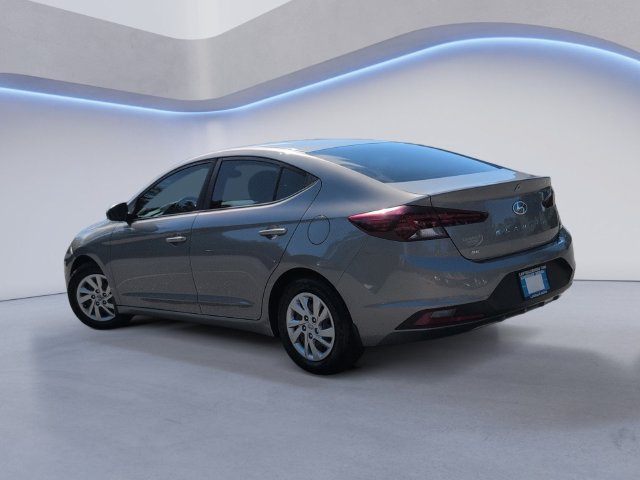 Used 2020 Hyundai Elantra SE w/ Cargo Package (C1) FWD image 9