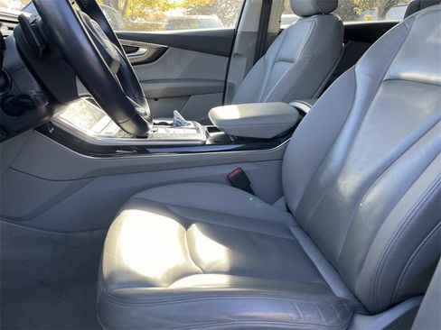 Used 2022 Audi Q7 3.0T Premium Plus image 22
