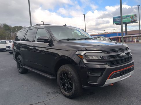 Used 2022 Ford Expedition Timberline image 3