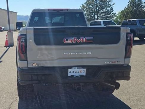 New 2026 GMC Sierra 2500 AT4X w/ AT4X AEV Edition AWD/4WD image 7