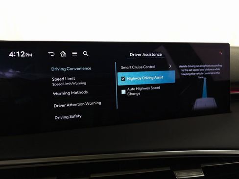 New 2026 Genesis GV70 2.5T Select image 18