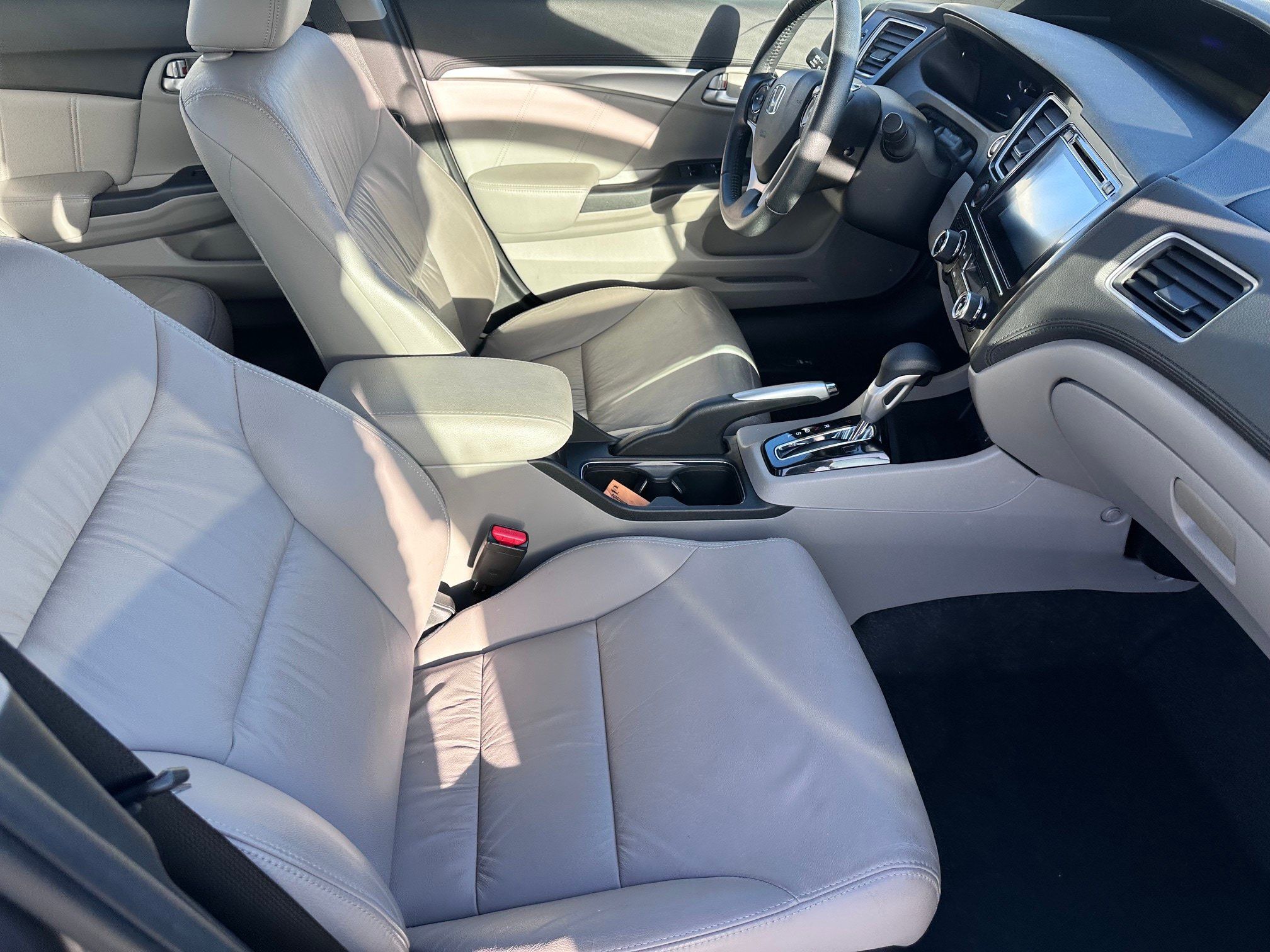 Used 2015 Honda Civic EX-L image 9
