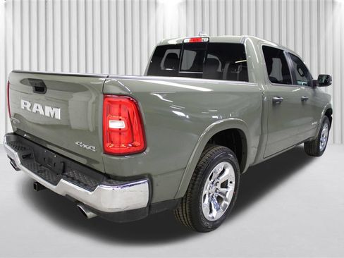 Used 2026 RAM 1500 Big Horn AWD/4WD image 3