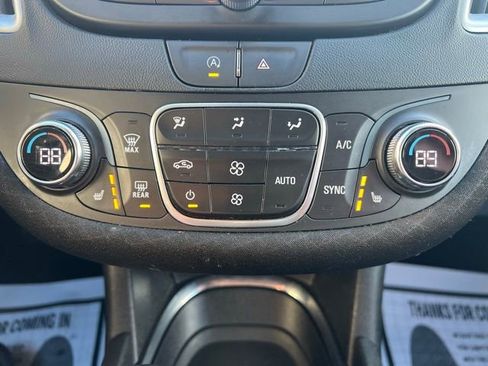 Used 2024 Chevrolet Malibu LT FWD image 19