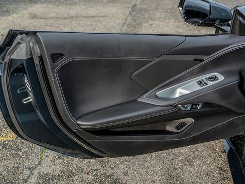 Used 2020 Chevrolet Corvette Stingray Coupe w/ 1LT image 26