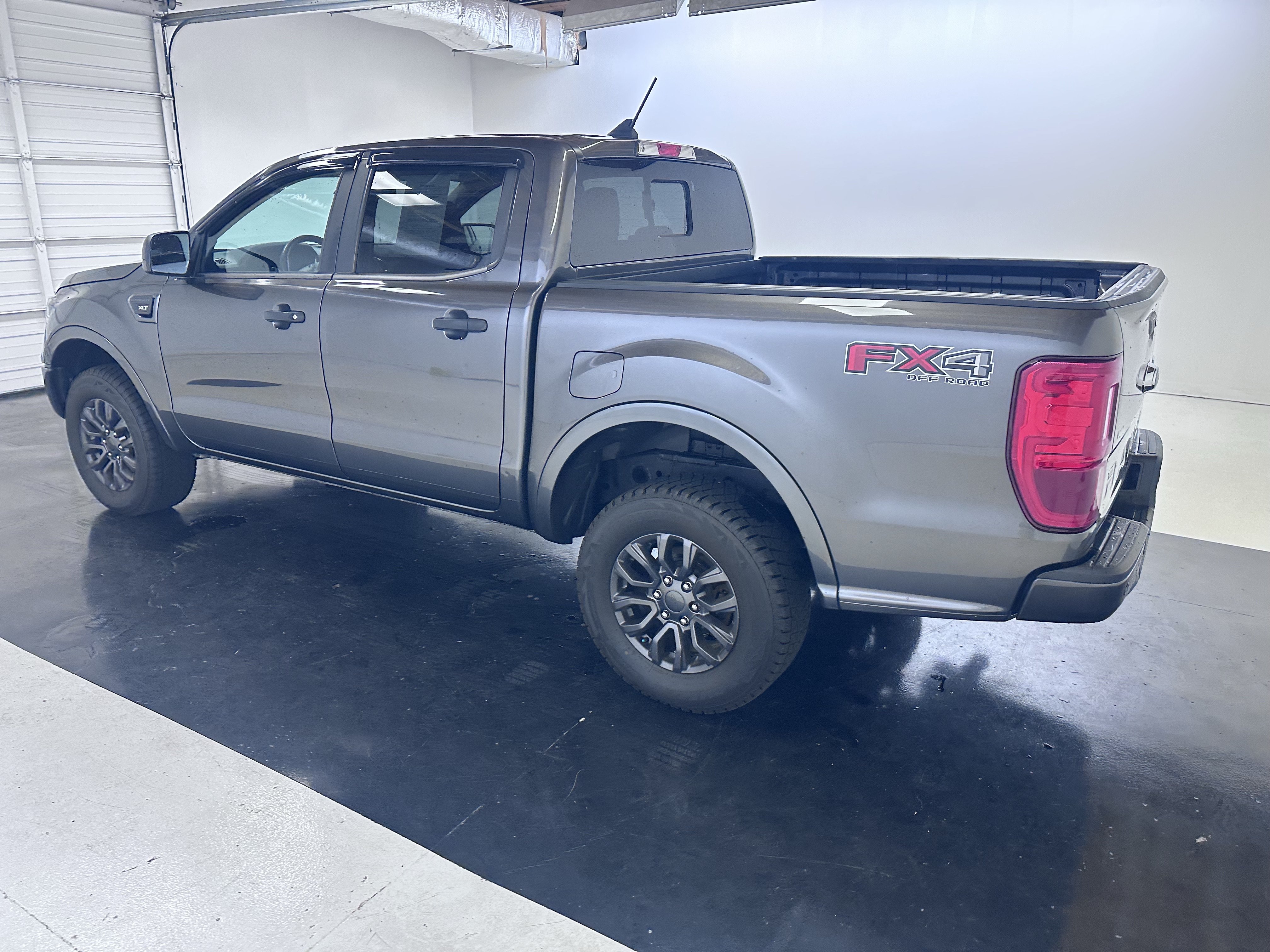 Used 2019 Ford Ranger XLT w/ Equipment Group 302A Luxury AWD/4WD image 12