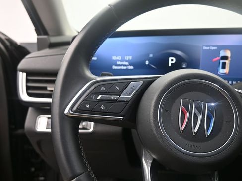 Used 2024 Buick Envision Preferred image 28