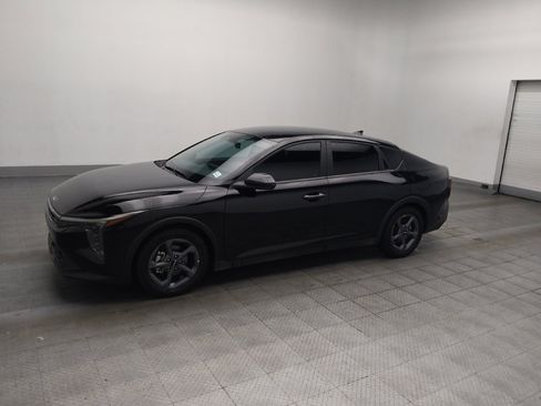 Used 2025 Kia K4 FWD image 2
