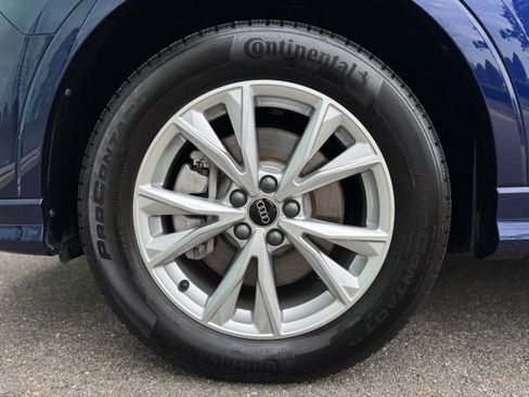 Certified 2025 Audi Q3 2.0T Premium w/ Convenience Package image 8