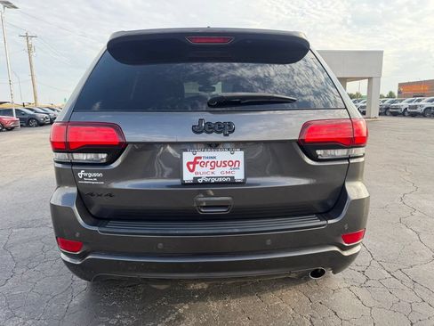 Used 2019 Jeep Grand Cherokee Altitude AWD/4WD image 15