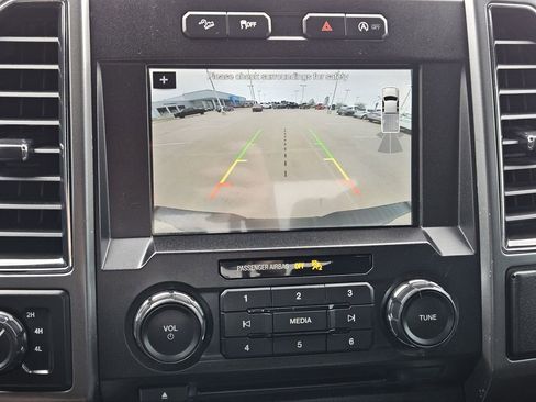 Used 2018 Ford F150 XLT w/ Equipment Group 302A Luxury image 20