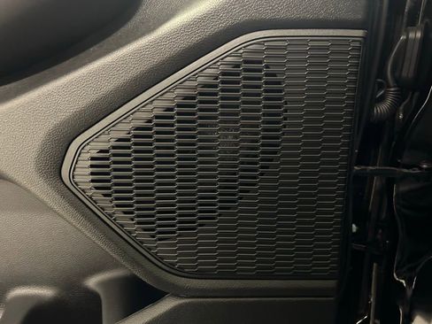 New 2025 Jeep Grand Cherokee L Limited w/ Luxury Tech Group II image 6