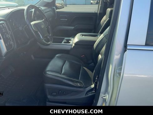 Used 2016 Chevrolet Silverado 1500 LTZ Z71 w/ LTZ Plus Package AWD/4WD image 9