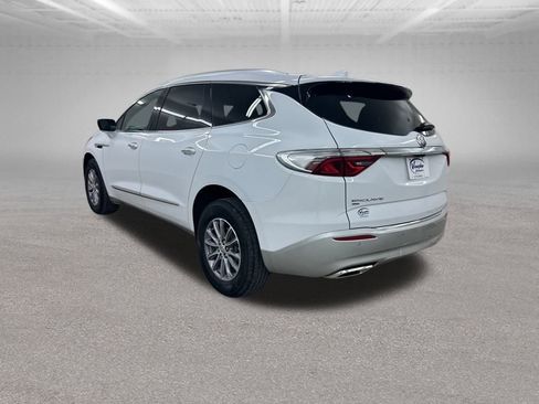 Certified 2024 Buick Enclave Premium image 9