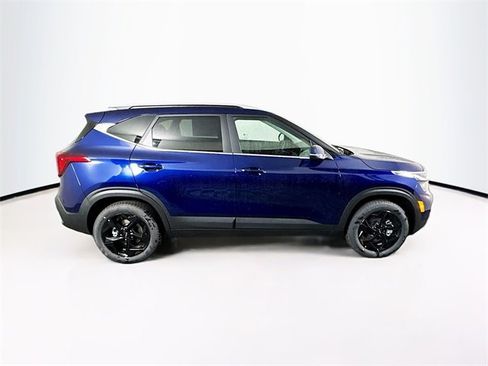 New 2026 Kia Seltos EX w/ EX Sunroof Package image 4